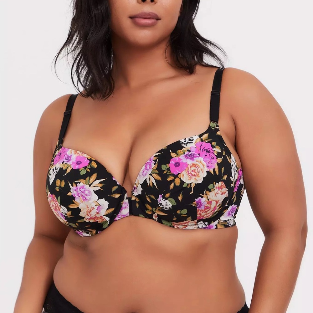 🍋Torrid Lightly Lined Front Close Bra🍋
